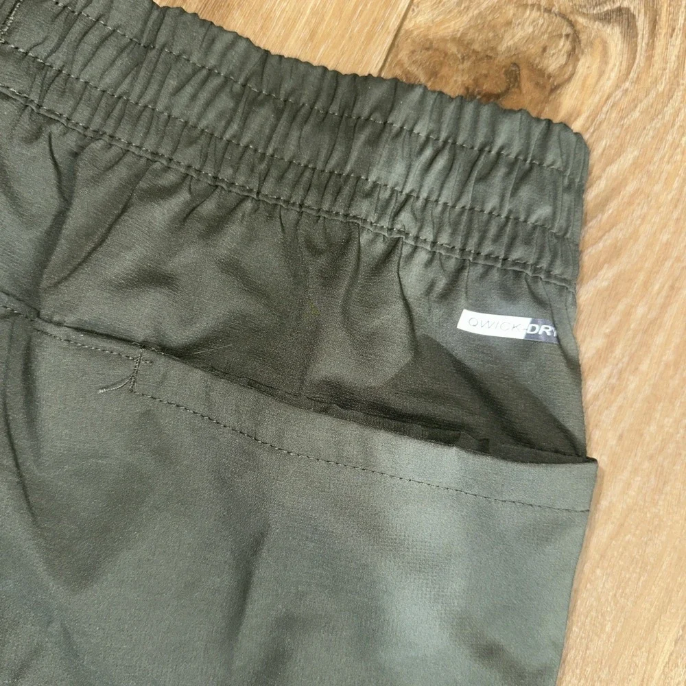 Unipro trek shorts